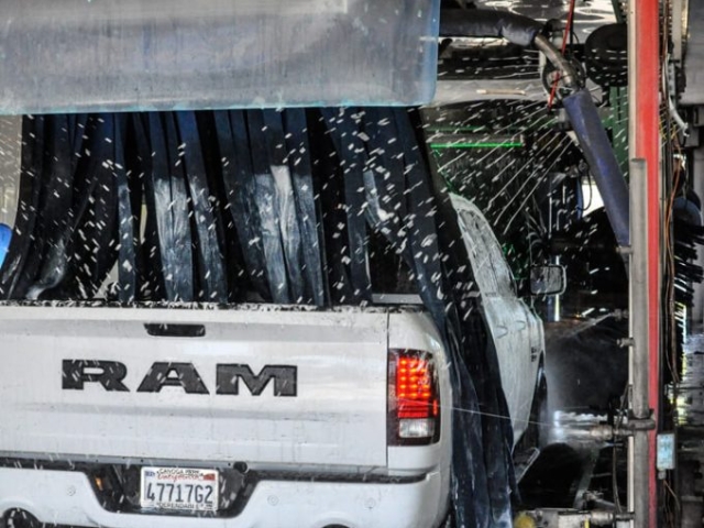 Sherman Way Chevron Car wash Los Angeles 5 minute wash