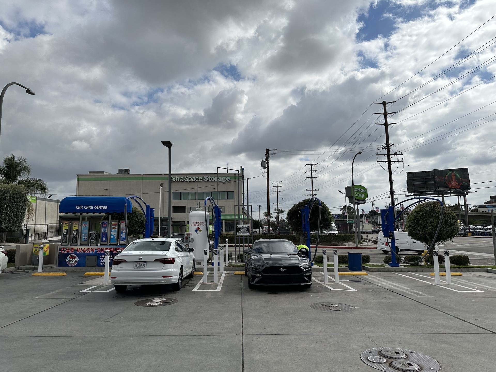 culver city car wash free vacums centinela