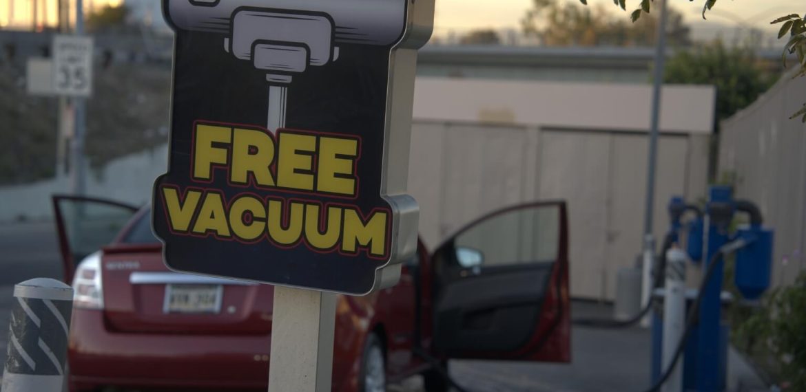 best nearby car wash free vacuum Sherman Way