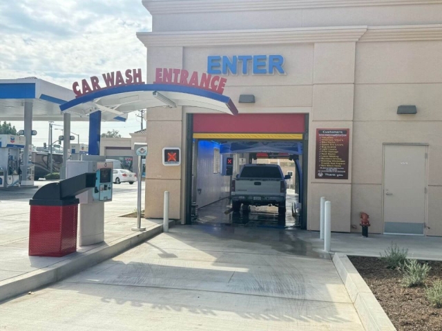 Car wash subscription S Myrtle Ave Monrovia Los Angeles