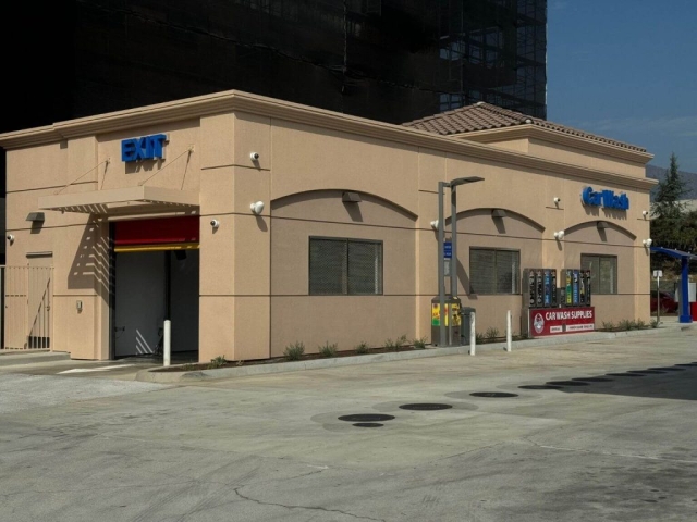 Nearby Monrovia Chevron Car wash Los Angeles